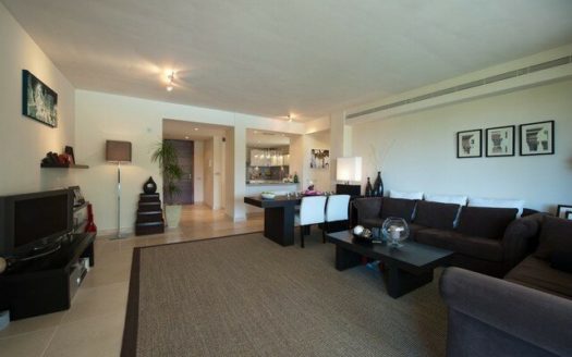 2 bedrooms Apartment in Benahavis