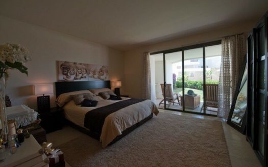 2 bedrooms Apartment in Benahavis