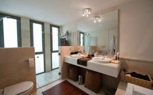 2 bedrooms Apartment in Benahavis