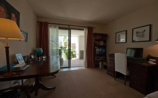 2 bedrooms Apartment in Benahavis