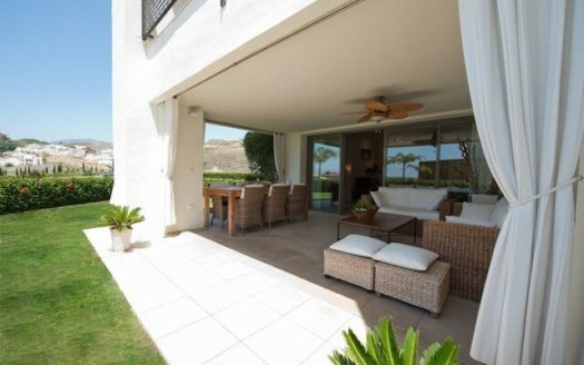 2 bedrooms Apartment in Benahavis