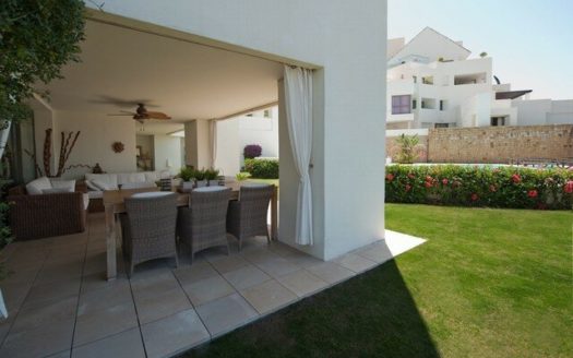 2 bedrooms Apartment in Benahavis