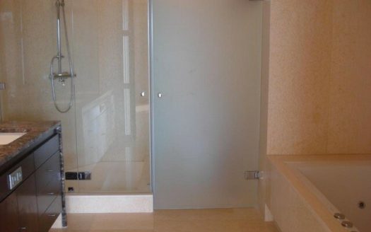 2 bedrooms Apartment in Nueva Andalucia