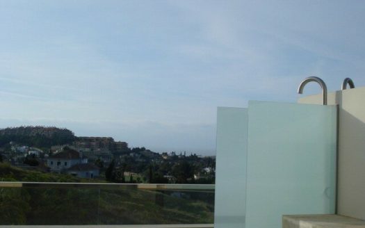 2 bedrooms Apartment in Nueva Andalucia