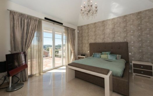 4 bedrooms Villa in Benahavis