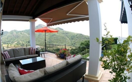 4 bedrooms Villa in Benahavis