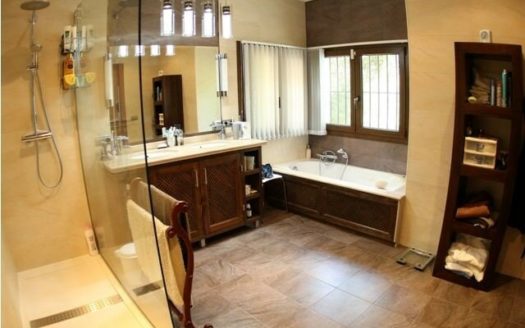 4 bedrooms Villa in Benahavis