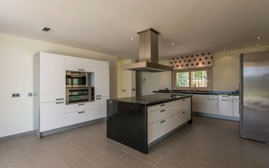 4 bedrooms Villa in Benahavis