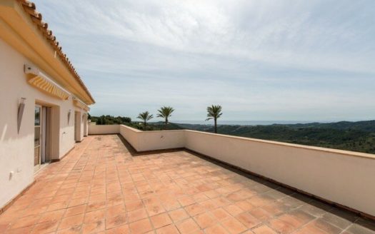 4 bedrooms Villa in Benahavis