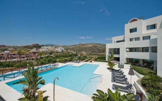 2 bedrooms Apartment in Benahavis