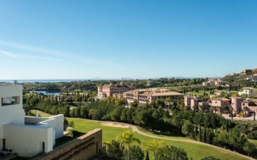 2 bedrooms Apartment in Benahavis