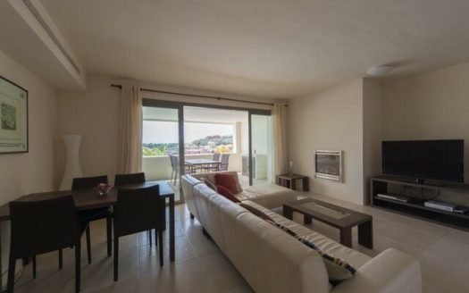 2 bedrooms Apartment in Benahavis