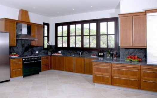 5 bedrooms Villa in Benahavis