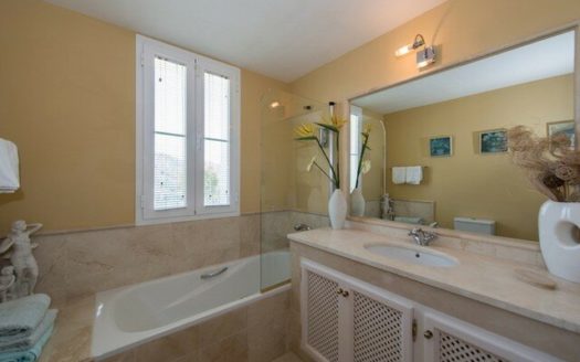 Villa de 6 dormitorios en Benahavis