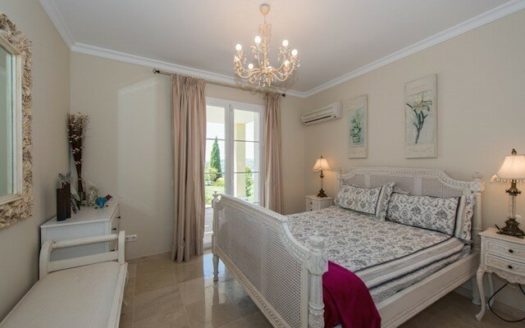 Villa de 6 dormitorios en Benahavis
