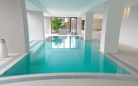 5 bedrooms Villa in Benahavis