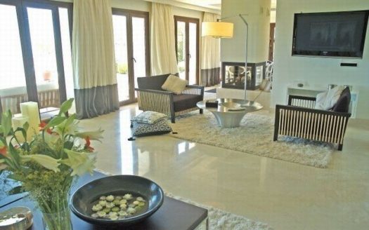 5 bedrooms Villa in Benahavis