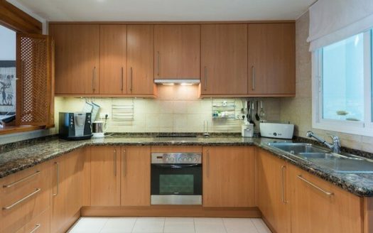 3 bedrooms Apartment in Benahavis