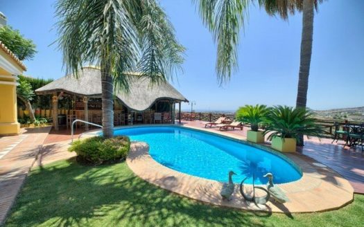 4 bedrooms Villa in Benahavis