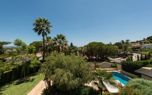5 bedrooms Villa in Nueva Andalucia