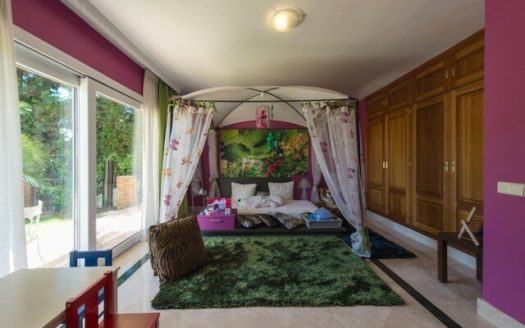 5 bedrooms Villa in Nueva Andalucia