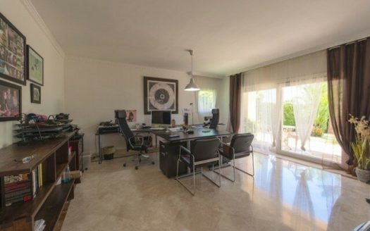 5 bedrooms Villa in Nueva Andalucia