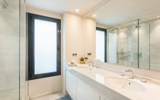 4 bedrooms Villa in Nueva Andalucia