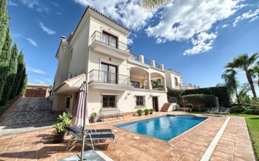 5 bedrooms Villa in Benahavis