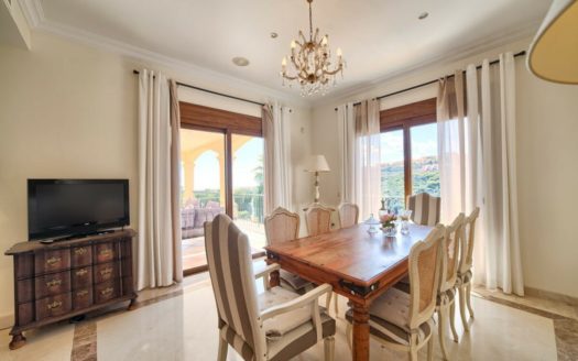 5 bedrooms Villa in Benahavis