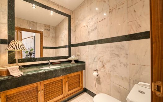 5 bedrooms Villa in Benahavis