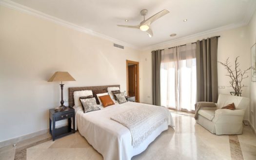 5 bedrooms Villa in Benahavis