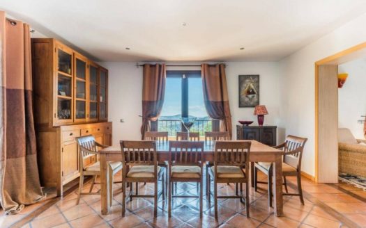 Villa de 6 dormitorios en Benahavis