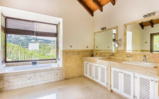 Villa de 6 dormitorios en Benahavis