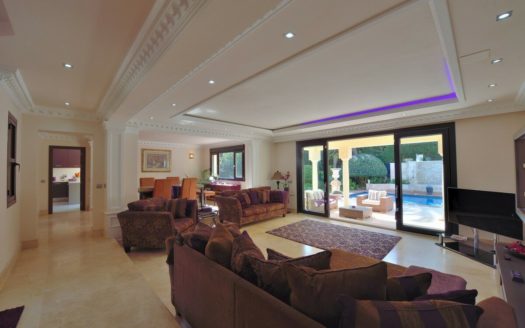 Villa de 3 dormitorios en Nueva Milla de Oro