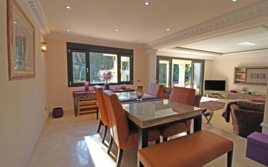 Villa de 3 dormitorios en Nueva Milla de Oro