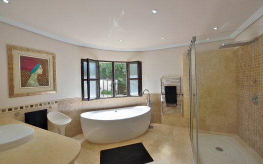 Villa de 3 dormitorios en Nueva Milla de Oro