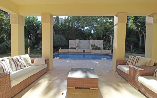 Villa de 3 dormitorios en Nueva Milla de Oro