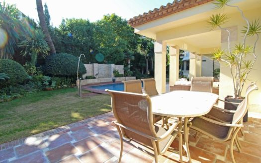 Villa de 3 dormitorios en Nueva Milla de Oro