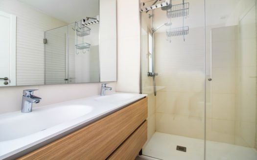 Apartamento de 3 dormitorios en Benahavis