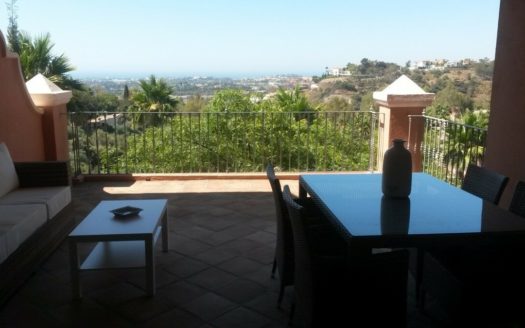 3 bedrooms Apartment in Benahavis