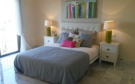 3 bedrooms Apartment in Benahavis