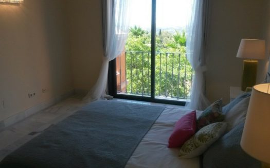 3 bedrooms Apartment in Benahavis