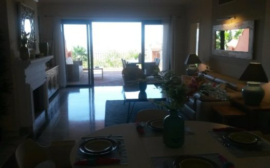 3 bedrooms Apartment in Benahavis