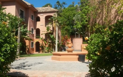 3 bedrooms Apartment in Benahavis