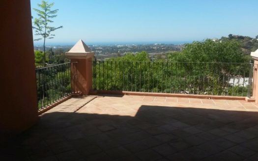 3 bedrooms Apartment in Benahavis