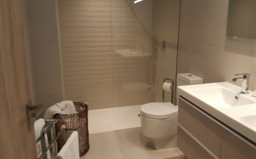 3 bedrooms Apartment in Benahavis