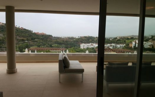 3 bedrooms Apartment in Benahavis