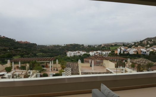 3 bedrooms Apartment in Benahavis