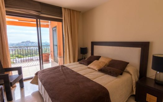 Apartamento de 2 dormitorios en Benahavis