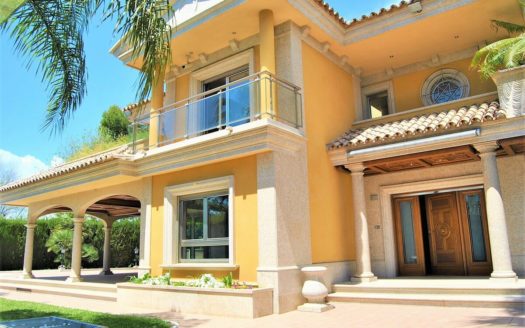 Villa de 5 dormitorios en  Mijas